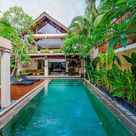 Villa Harmony - Residence Seminyak  Luaran gambar